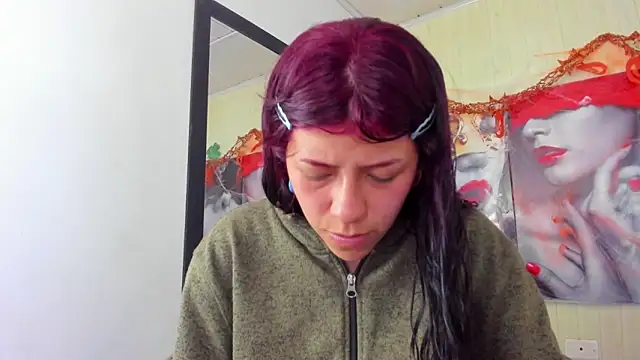 Raven Rouge  online show from 31, 10, 2025