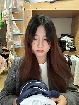 Snapshot of ououlovelove chatting on 18, 3, 2026 ououlovelove online show from 18, 3, 2026