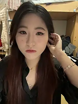 Snapshot of ououlovelove chatting on 20, 3, 2026 ououlovelove online show from 20, 3, 2026