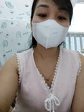 Laurie369 online show from 8, 9, 2025