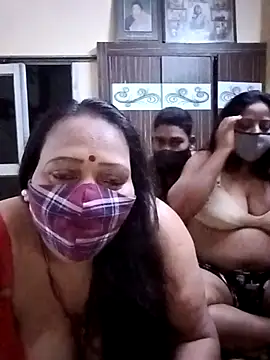 LoveOnStream online show from 1, 2, 2026