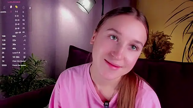 NanaMertins online show from 23, 10, 2025