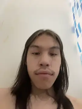 heytherepeoples717 online show from 7, 3, 2026