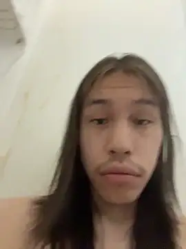 heytherepeoples717 online show from 25, 4, 2026