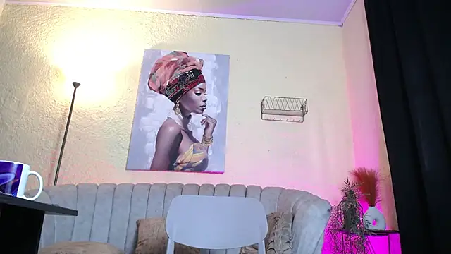 CurlyDani online show from 12, 3, 2026