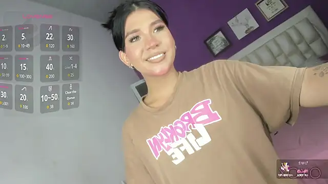 Snapshot of Camila-Hott1 chatting on 8, 9, 2025 Camila-Hott1 online show from 8, 9, 2025