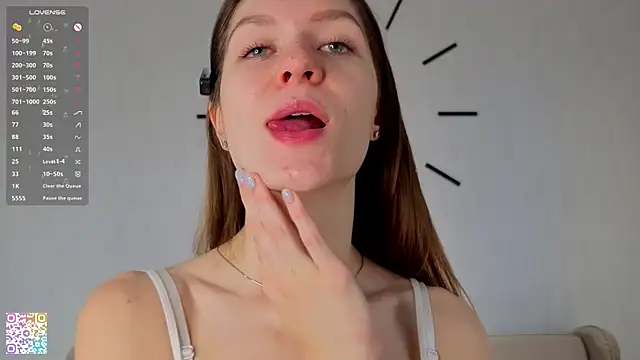 MinaMancilla online show from 1, 10, 2025