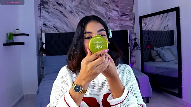 kitty collins  online show from 13, 4, 2026