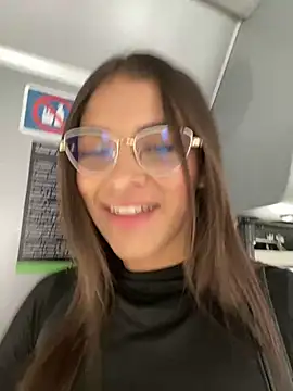 Hannacooper3 online show from 13, 11, 2025