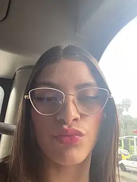 Hannacooper3 online show from 14, 11, 2025