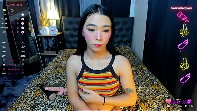 bellamoonlightX online show from 18, 10, 2025