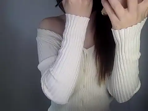 Mia 8 online show from 10, 4, 2026