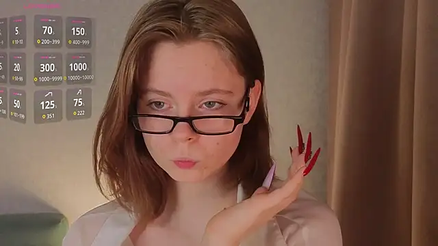 Snapshot of JulietteRain chatting on 8, 9, 2025 JulietteRain online show from 8, 9, 2025
