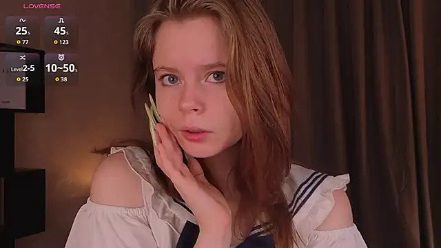 Snapshot of JulietteRain chatting on 28, 9, 2025 JulietteRain online show from 28, 9, 2025