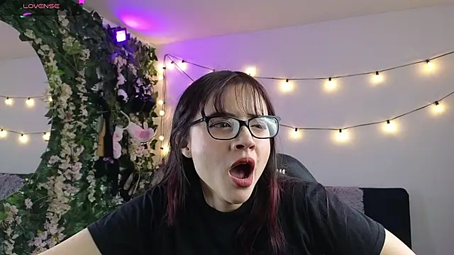 MiaVelvetDoll online show from 16, 1, 2026