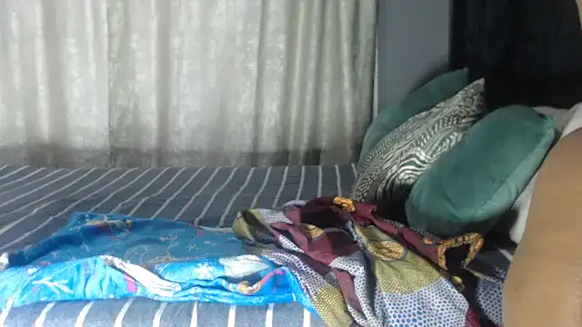 SEXYHUGEASS21 online show from 11, 9, 2025