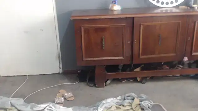 SEXYHUGEASS21 online show from 5, 10, 2025