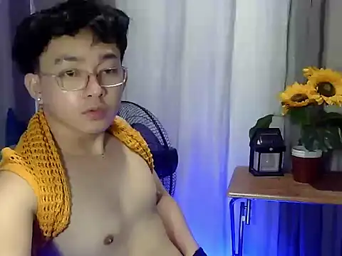Stud Aaron online show from 18, 6, 2026