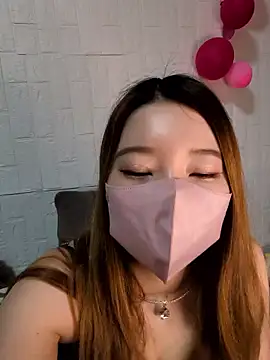 Snapshot of yuuhichan chatting on 10, 7, 2026 yuuhichan online show from 10, 7, 2026