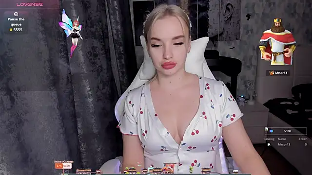 KiraKrox online show from 4, 11, 2025