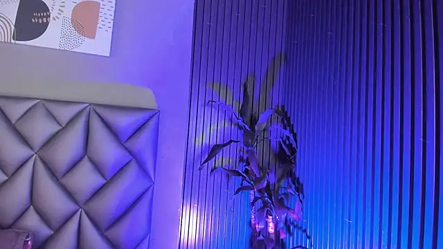 Kitty Dollyy online show from 12, 11, 2025