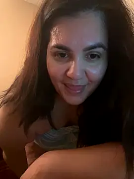 xstreyitaa online show from 4, 11, 2025