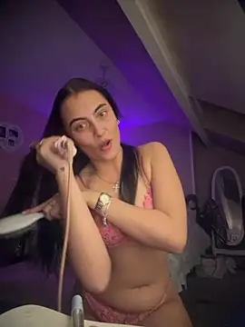 Snapshot of Mesmerising_MaxineX chatting on 19, 11, 2025 Mesmerising MaxineX online show from 19, 11, 2025