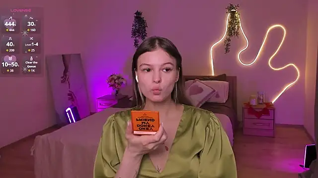 Lisa Blossom online show from 18, 5, 2026