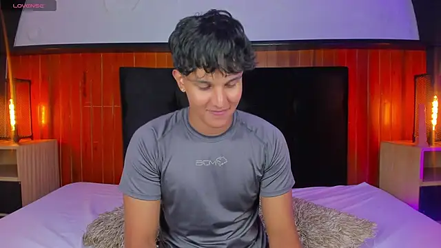 Snapshot of Leo_Savage_ chatting on 22, 9, 2025 Leo Savage online show from 22, 9, 2025