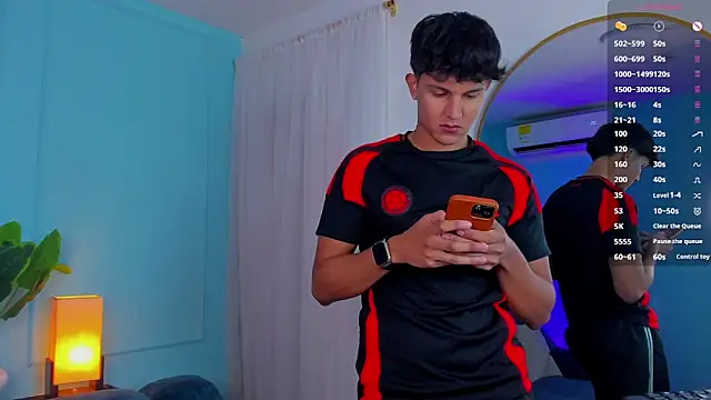 Leo Savage  online show from 1, 2, 2026