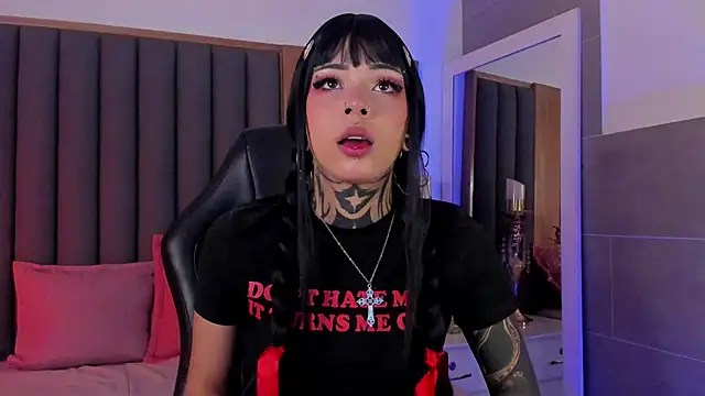 misstomie  online show from 22, 10, 2025