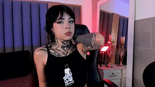 Snapshot of misstomie_ chatting on 10, 2, 2026 misstomie online show from 10, 2, 2026