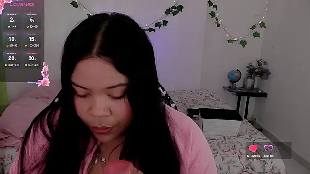 Juicy elenxx online show from 5, 3, 2026