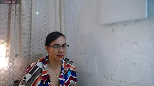 Snapshot of gabbyparker_ chatting on 16, 9, 2025 gabbyparker online show from 16, 9, 2025