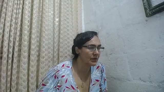 Snapshot of gabbyparker_ chatting on 10, 5, 2026 gabbyparker online show from 10, 5, 2026