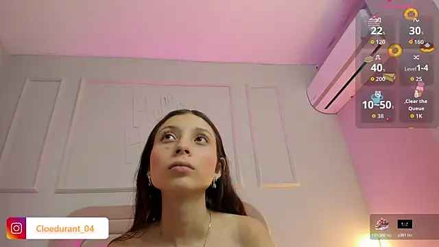 Snapshot of Cloedurant chatting on 5, 7, 2026 Cloedurant online show from 5, 7, 2026