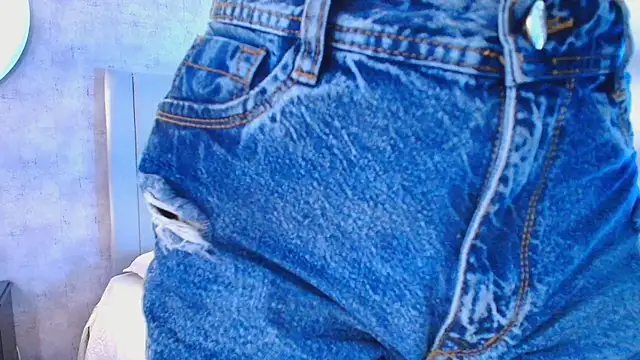 karla-ruiz online show from 9, 11, 2025