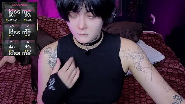 GothXRaven online show from 13, 10, 2025