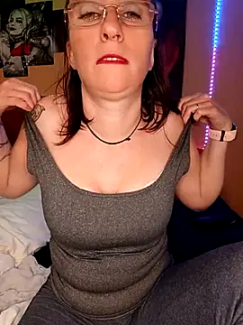 Sophierob1 online show from 3, 10, 2025