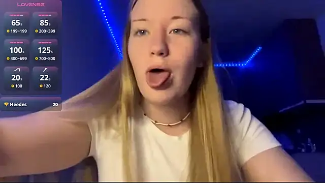 PandaFluff online show from 27, 3, 2026