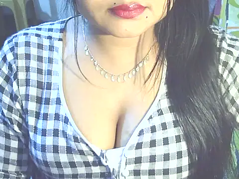 Nusrat Faria07 online show from 13, 11, 2025