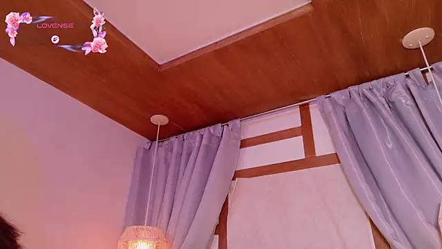 Snapshot of RenataLeclair chatting on 30, 6, 2026 RenataLeclair online show from 30, 6, 2026