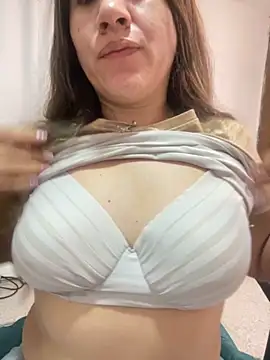 emma hot2006 online show from 1, 10, 2025