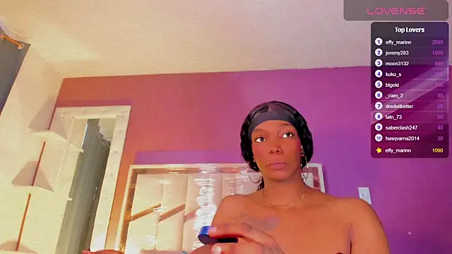 Snapshot of Sara_hot12112 chatting on 7, 6, 2026 Sara hot12112 online show from 7, 6, 2026