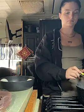 Snapshot of sexyLexii2002 chatting on 8, 9, 2025 sexyLexii2002 online show from 8, 9, 2025