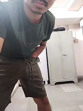 COme8989 online show from 19, 11, 2025