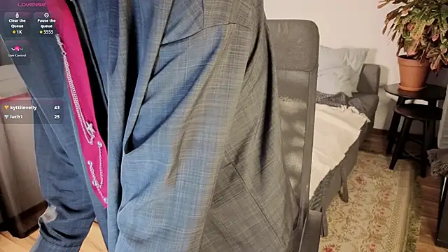 Snapshot of Your_avatar chatting on 10, 3, 2026 Your avatar online show from 10, 3, 2026