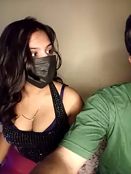 Snapshot of ALEXA_1100 chatting on 5, 10, 2025 ALEXA 1100 online show from 5, 10, 2025