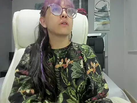 dalila macherano1 online show from 9, 9, 2025