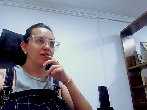 dalila macherano1 online show from 16, 1, 2026